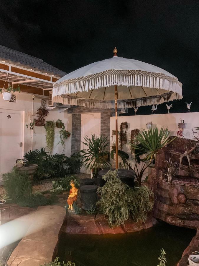 Tropical Paradiso Homestay Banyuwangi  Zewnętrze zdjęcie