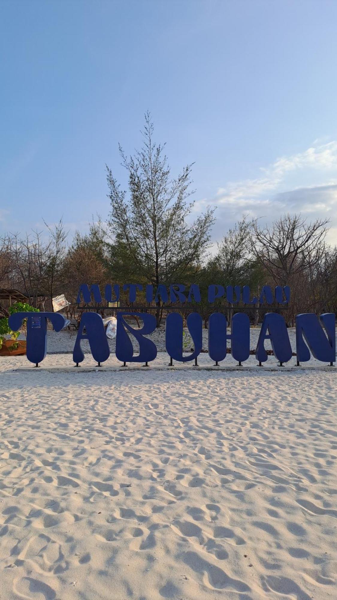 Tropical Paradiso Homestay Banyuwangi  Zewnętrze zdjęcie